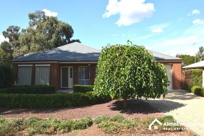 Picture of 32 Kenny Rd, YARROWEYAH VIC 3644