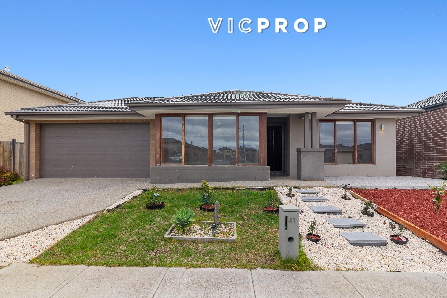 4 bedrooms House in 41 Selleck Drive POINT COOK VIC, 3030