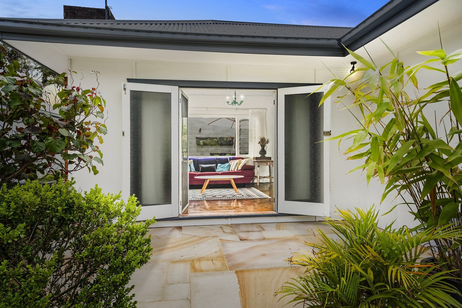 4 Ocean Drive, Macmasters Beach NSW 2251, Image 2