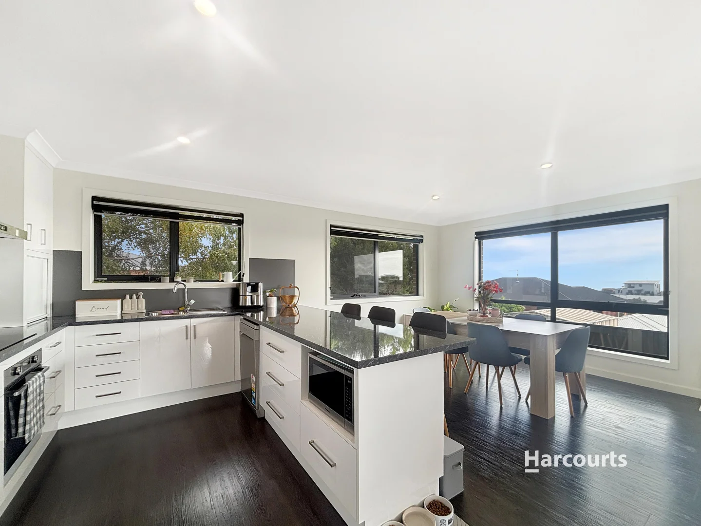 Additional image 2 of 1/18 Hales Street, Penguin TAS 7316