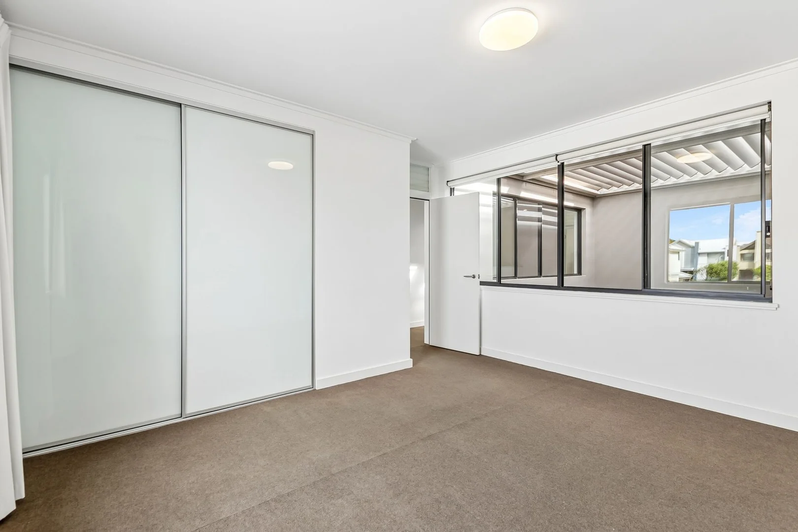 Additional image 2 of 8 Lupin Hill Grove, Nedlands WA 6009