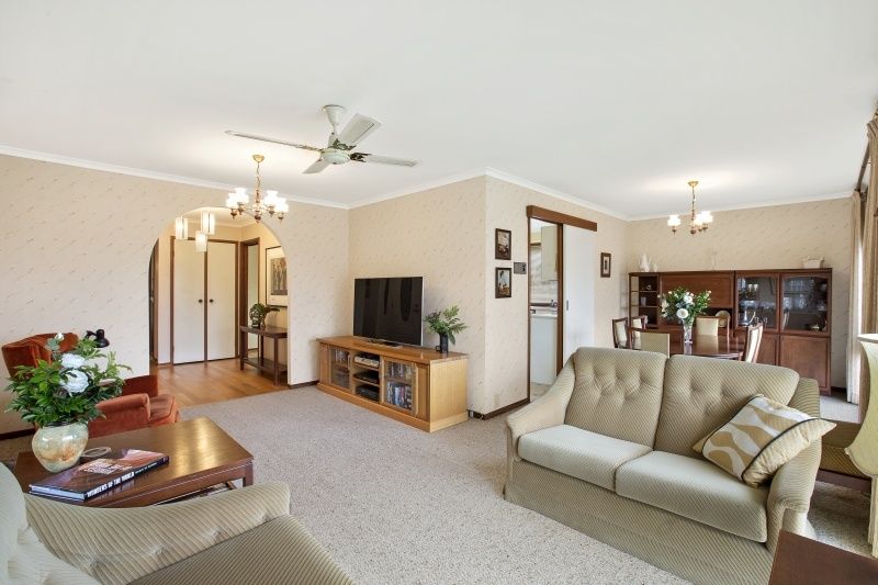 11 Newhaven Place, Bateau Bay NSW 2261, Image 2