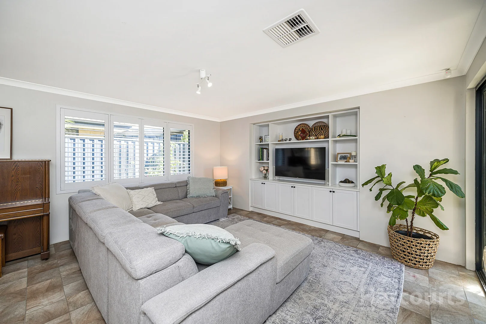 Additional image 25 of 23 Cabernet Loop, Pearsall WA 6065