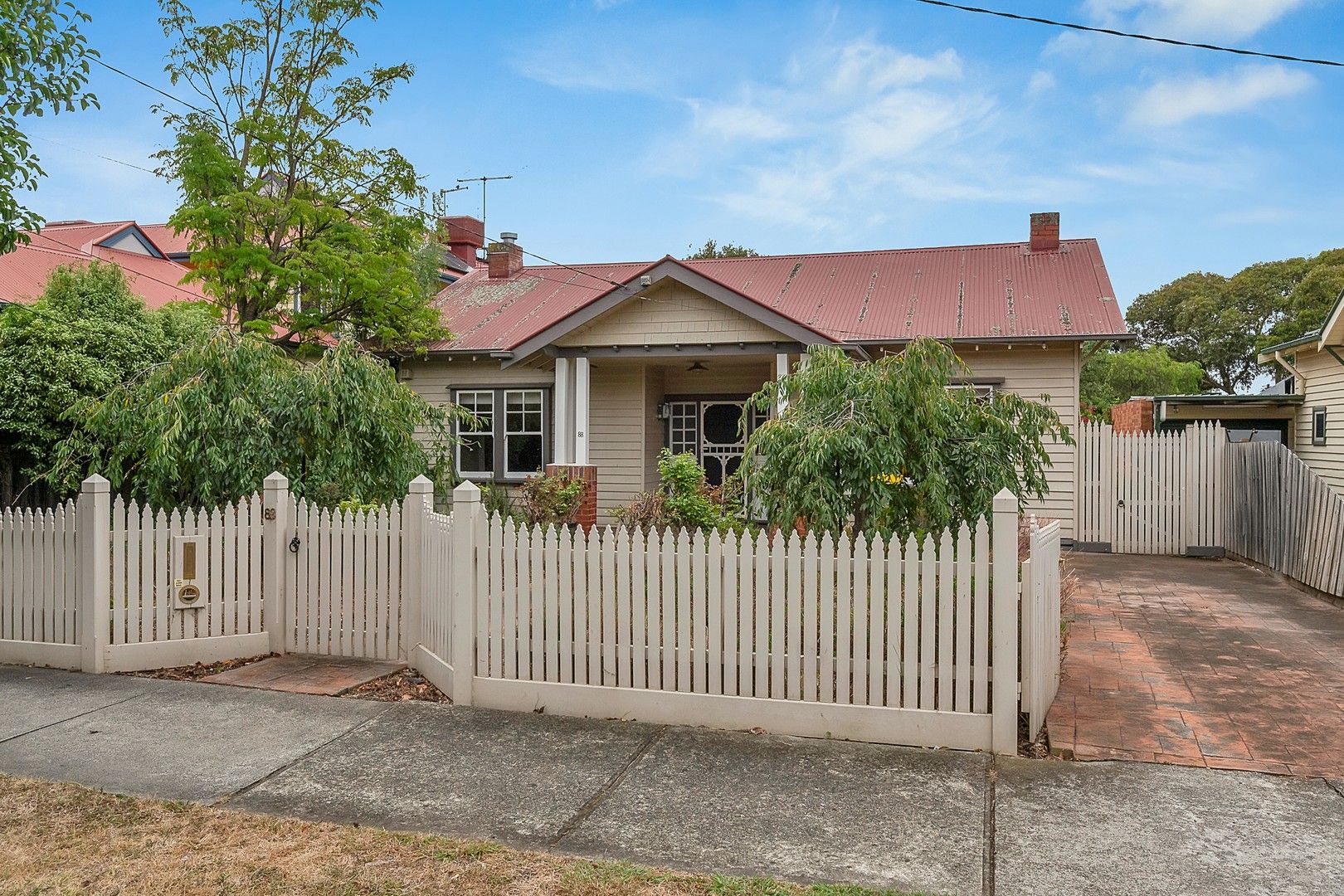 3 bedrooms House in 88 Thackeray Road RESERVOIR VIC, 3073