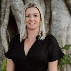 Countryside Realty Noosa - Stacey Hitch