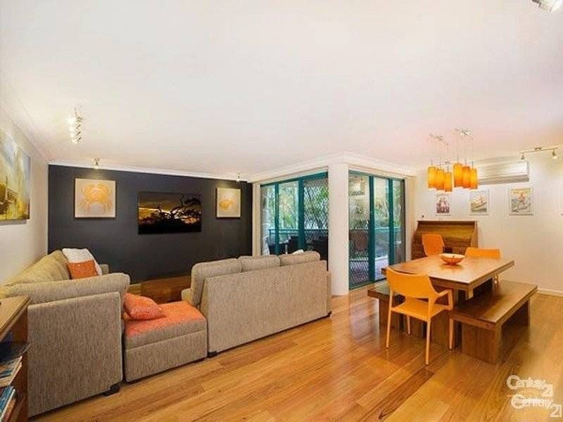2 bedrooms Apartment / Unit / Flat in 4/6-8 Pleasant Avenue NORTH WOLLONGONG NSW, 2500