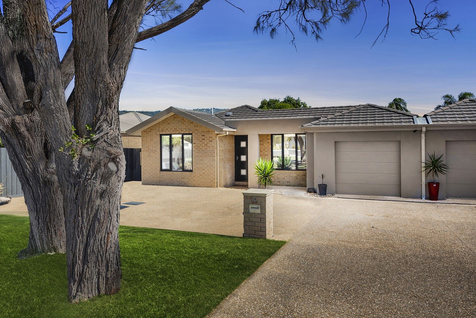 3 bedrooms House in 16 Williams Street DROMANA VIC, 3936