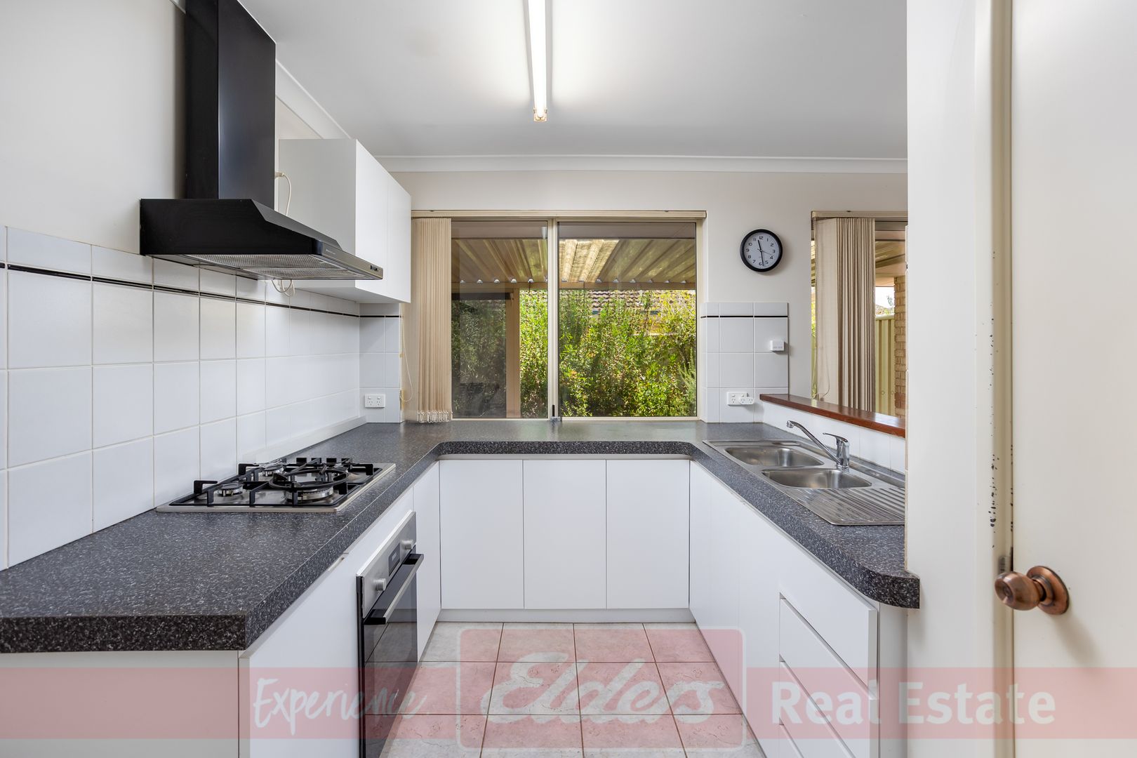 9 Wright Street, Capel WA 6271, Image 2