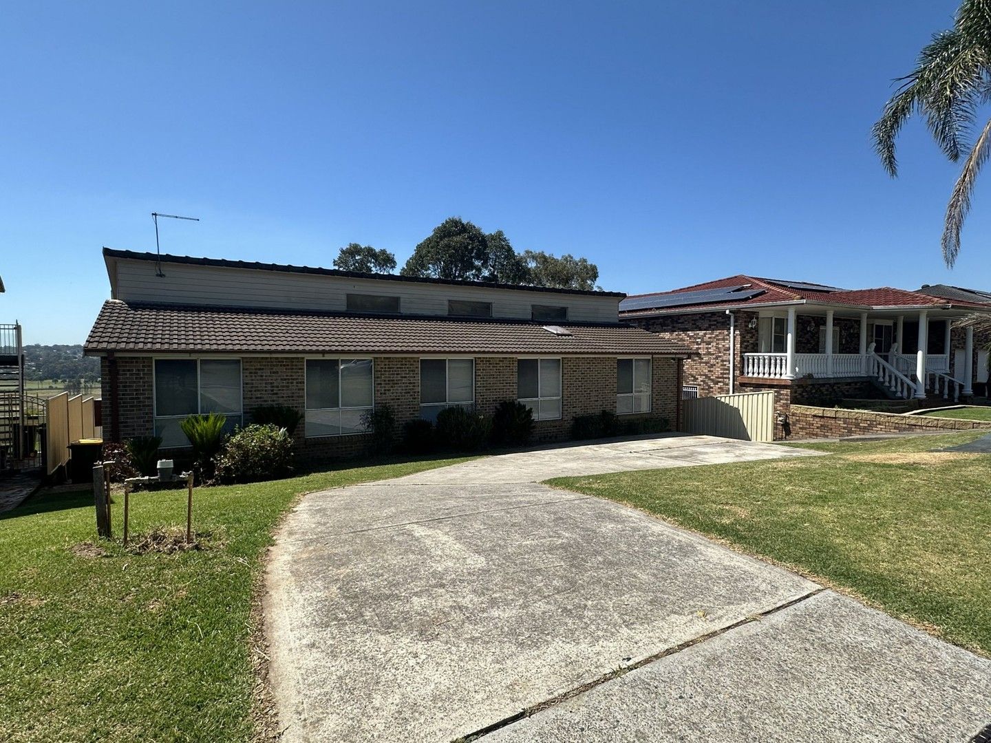 5 bedrooms House in 35 Central Park Drive BOW BOWING NSW, 2566