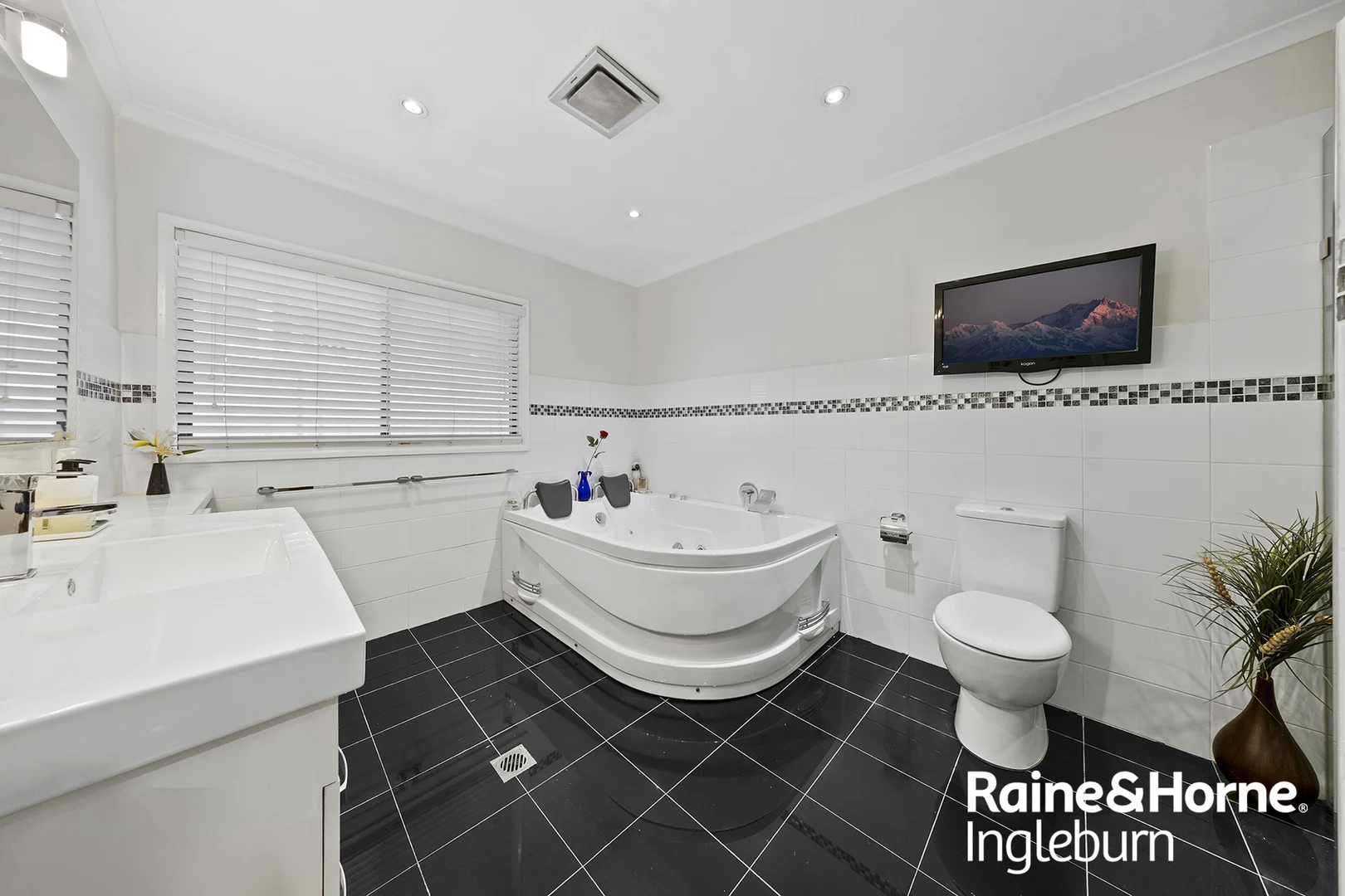 Additional image 14 of 53 Belmont Road, Glenfield NSW 2167