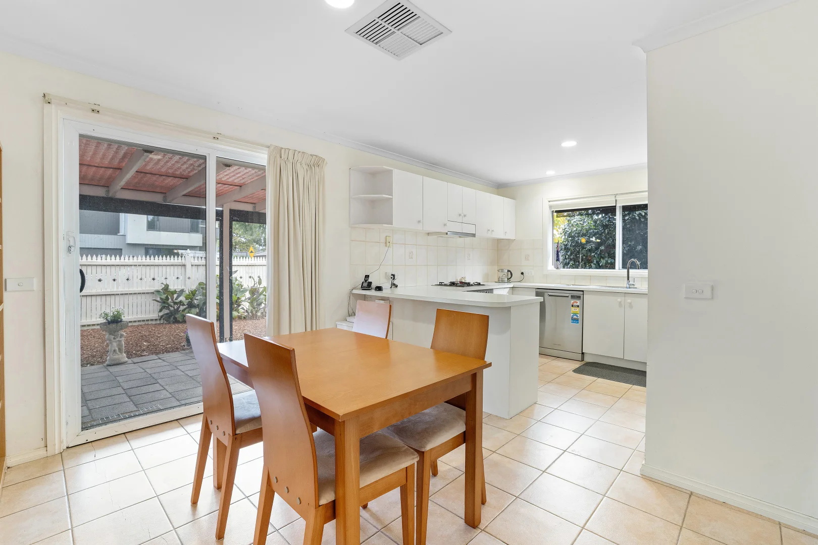 Additional image 4 of 1/13 Graham Road, Carrum VIC 3197
