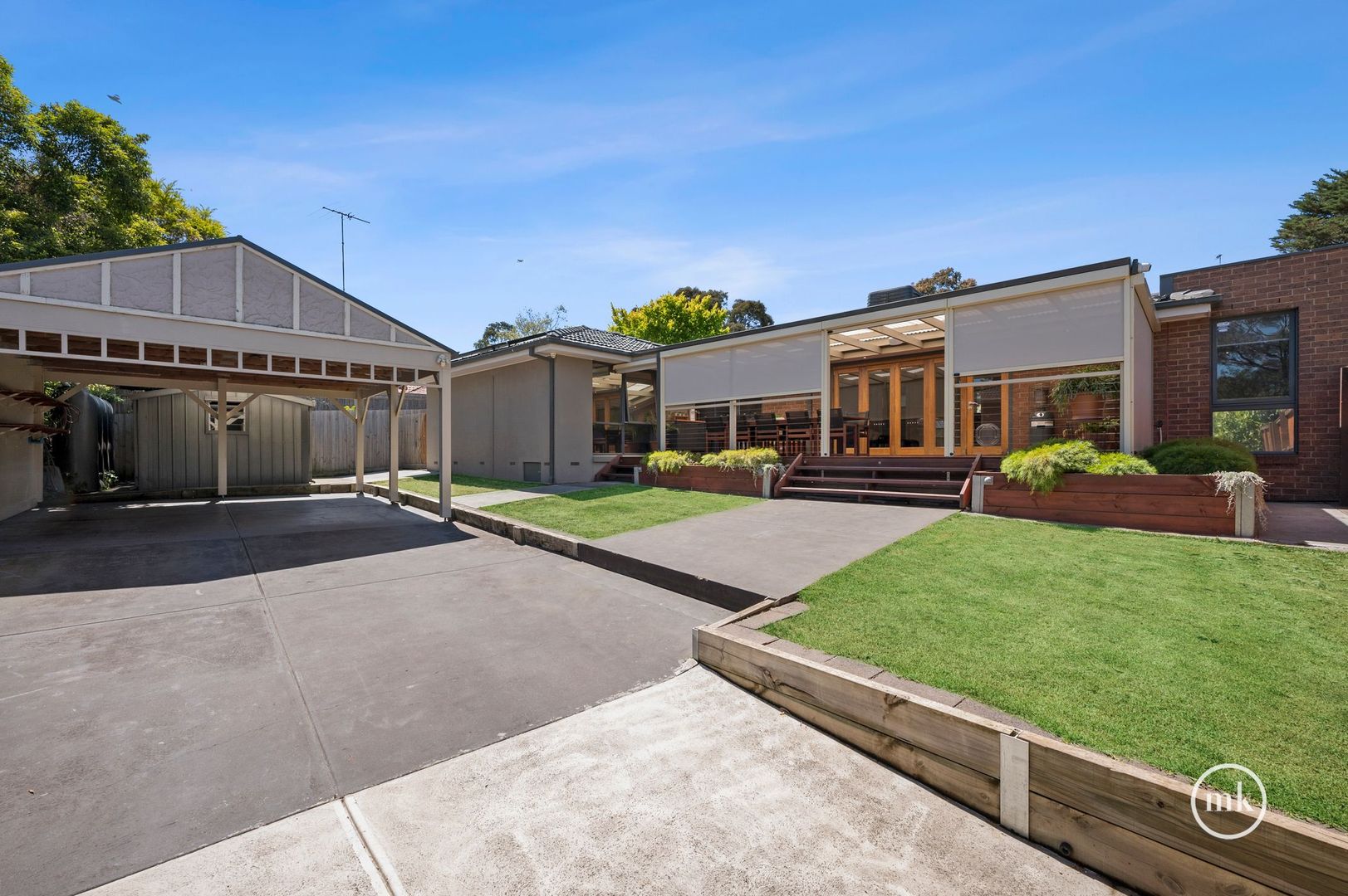 26 Miowera Green, Greensborough Property History & Address Research