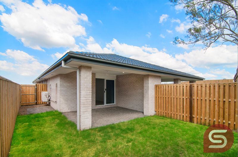 2/5 Sapphire Cres, Redbank Plains QLD 4301, Image 2