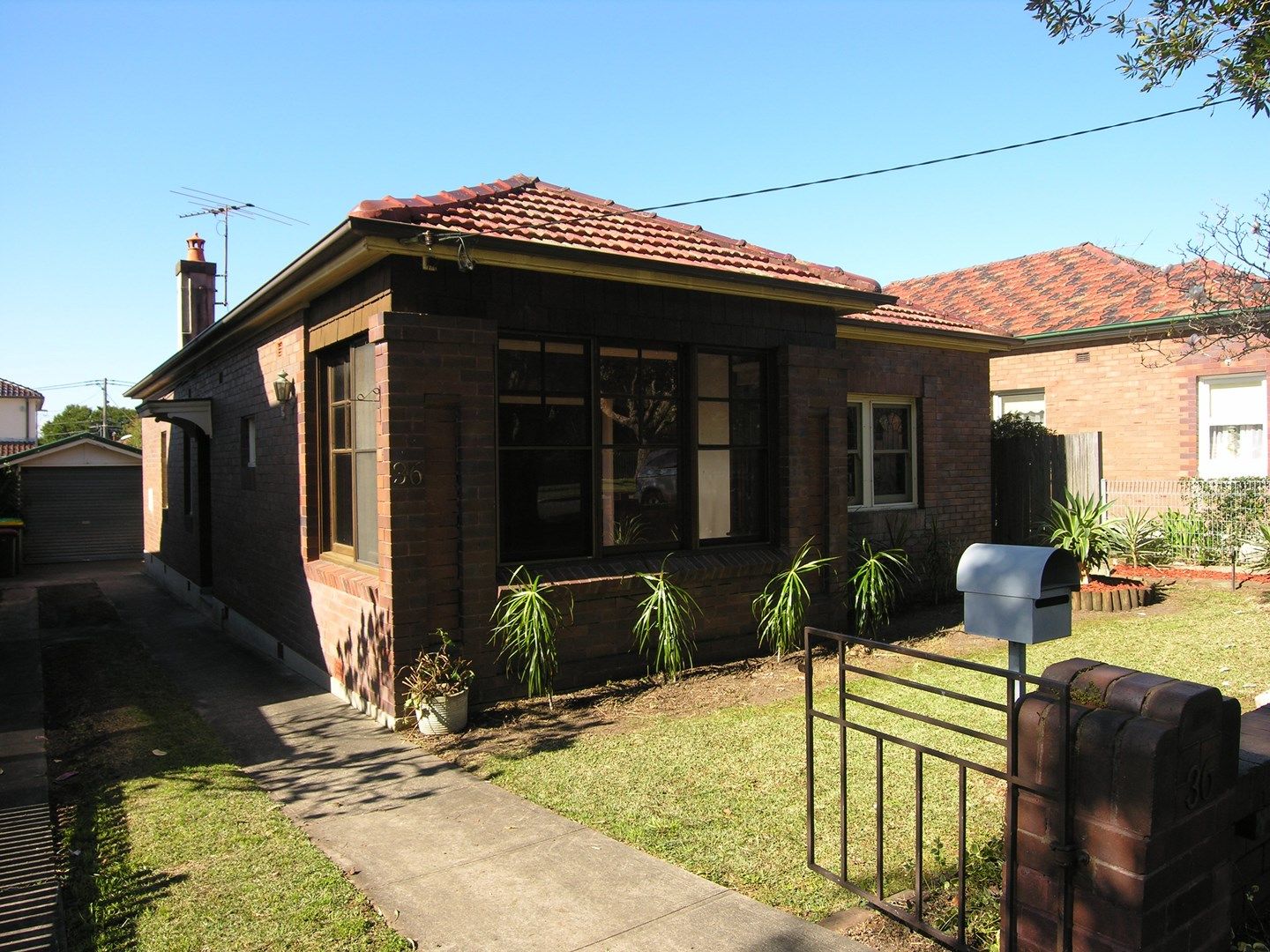 36 Arthur Street, Rodd Point NSW 2046