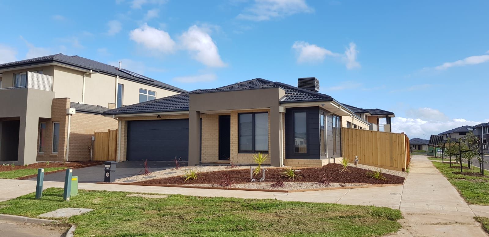 4 bedrooms House in 111 Bensonhurst Parade POINT COOK VIC, 3030