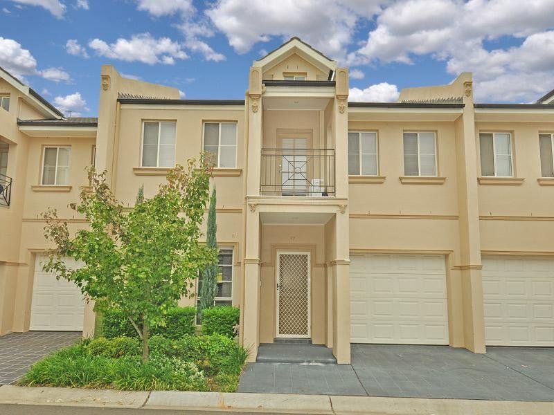 3 bedrooms Townhouse in 27/6 Blossom Place QUAKERS HILL NSW, 2763