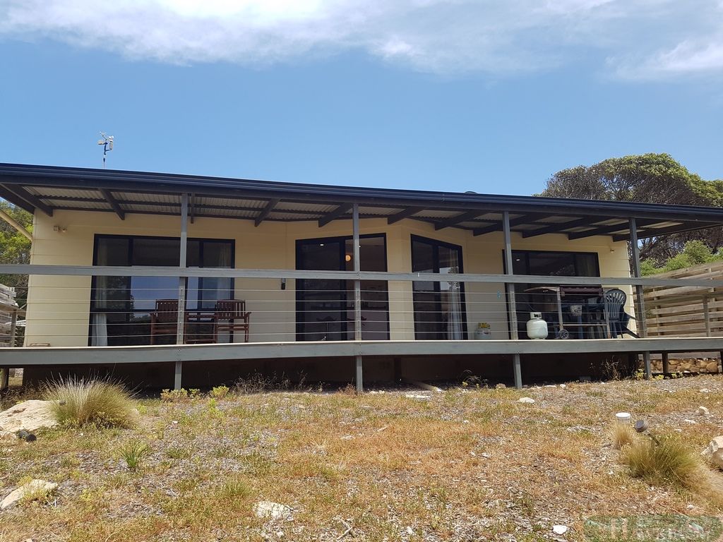 4 Flinders Road, Vivonne Bay SA 5223, Image 1