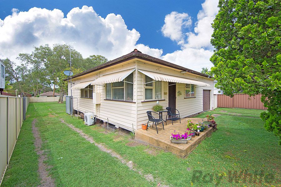 44 Elouera Avenue, Buff Point NSW 2262, Image 0