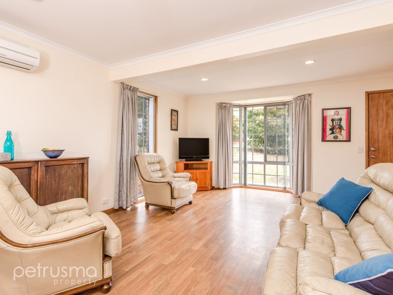 1/44 Topham Street, Rose Bay TAS 7015, Image 1