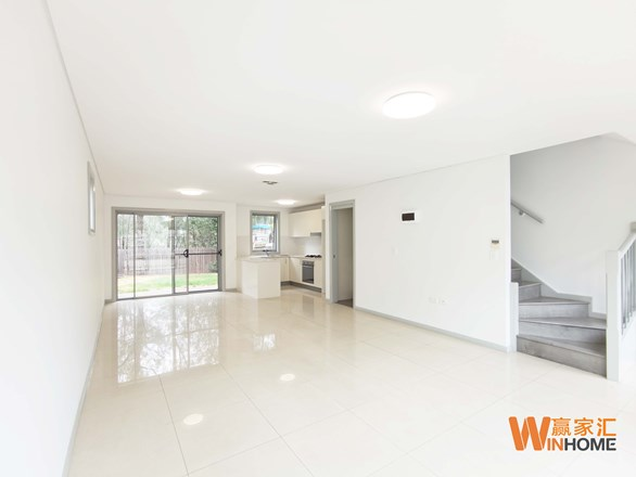 8/11 Pearce Street, Ermington NSW 2115