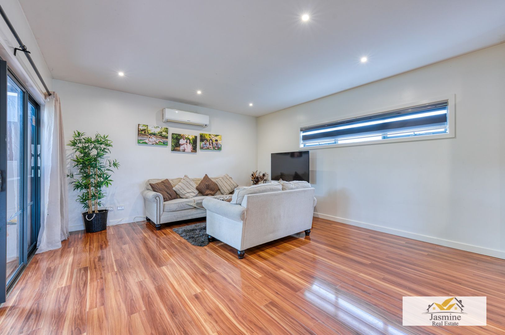 1/31 Kelvinside Road, Noble Park VIC 3174, Image 2