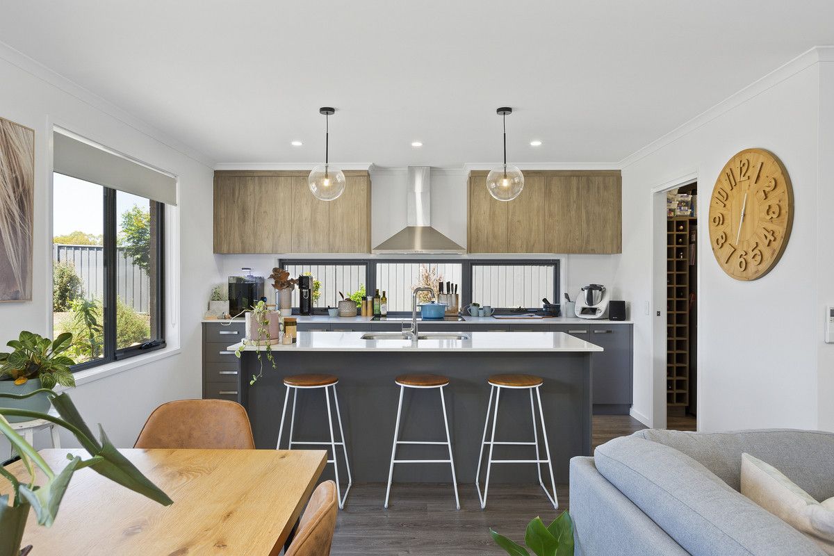 3 bedrooms House in 3 Michael Court LEGANA TAS, 7277