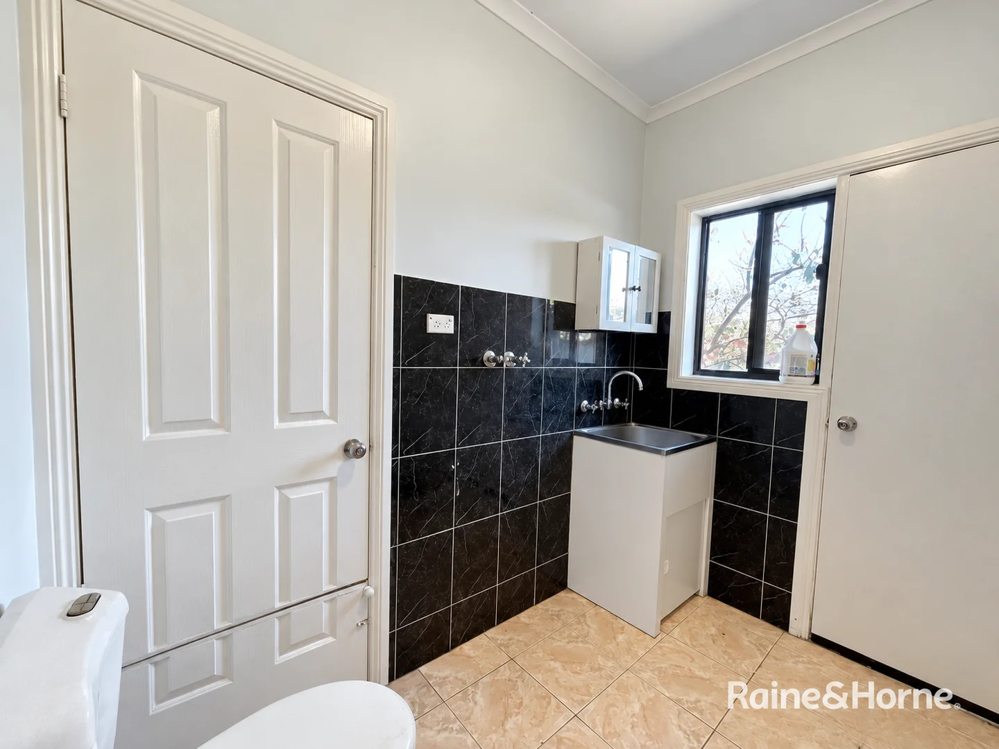 8 Kingdom Court, Roxburgh Park VIC 3064 - House For Rent | Domain