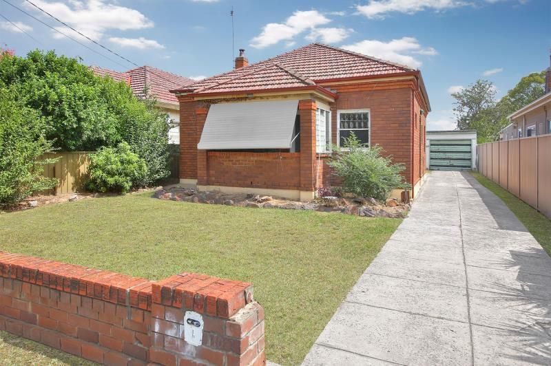 103 Gibson Avenue, Padstow NSW 2211