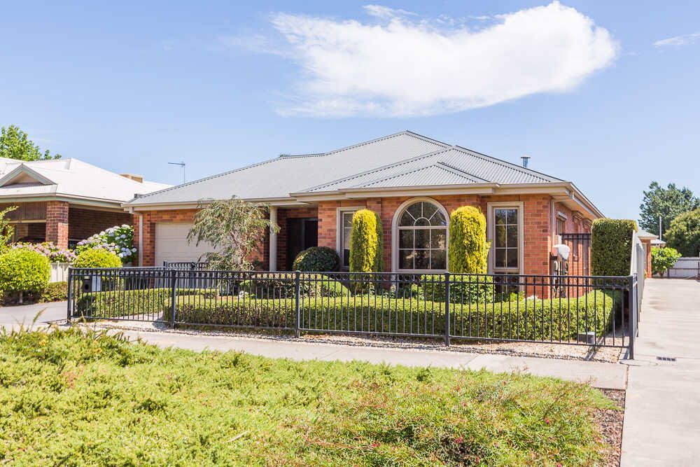 1/4 Delville Street, Horsham VIC 3400