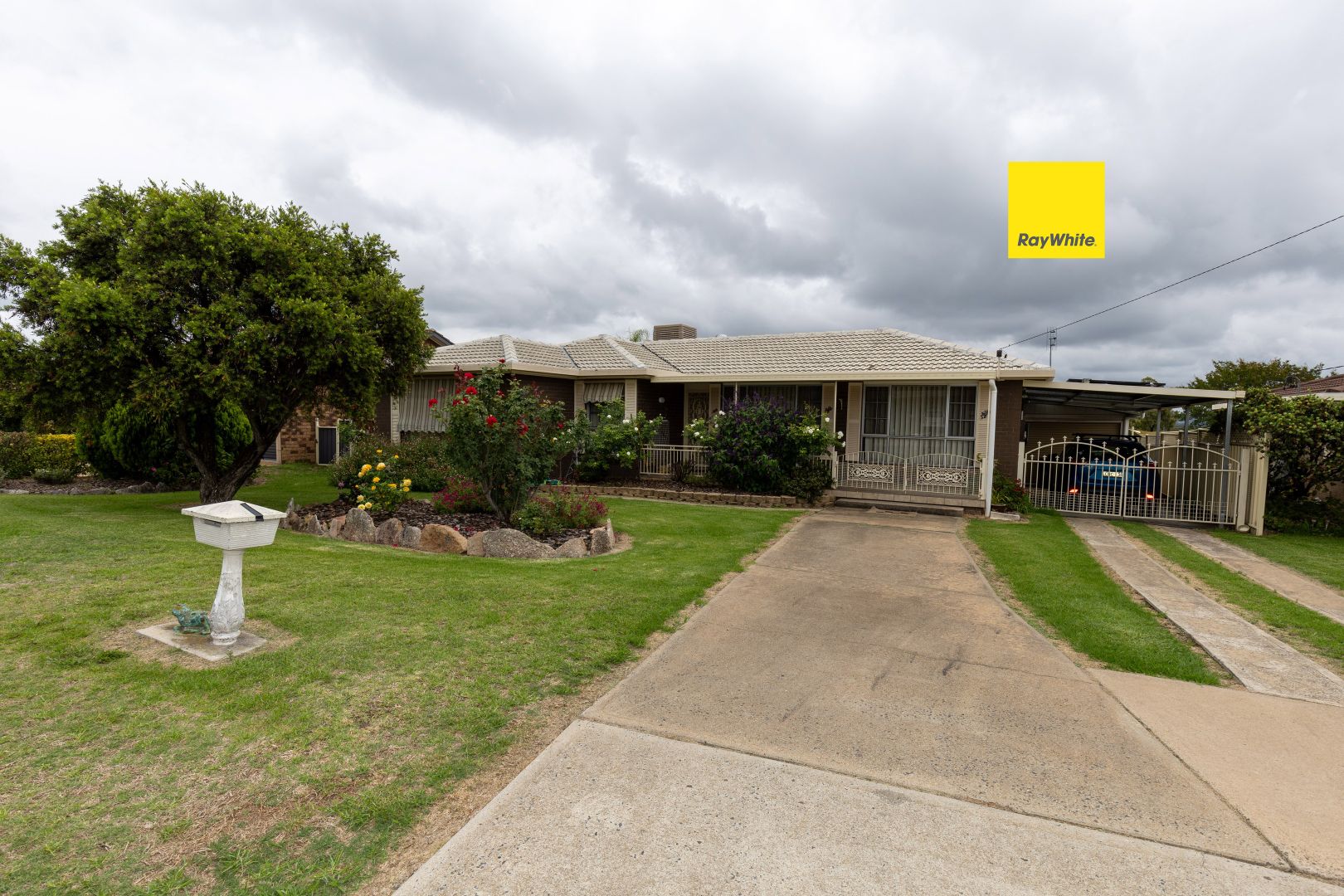 14 Zircon Street, Inverell NSW 2360, Image 1