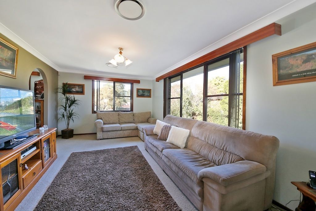 39 Eschol Park Drive, Eschol Park NSW 2558, Image 2