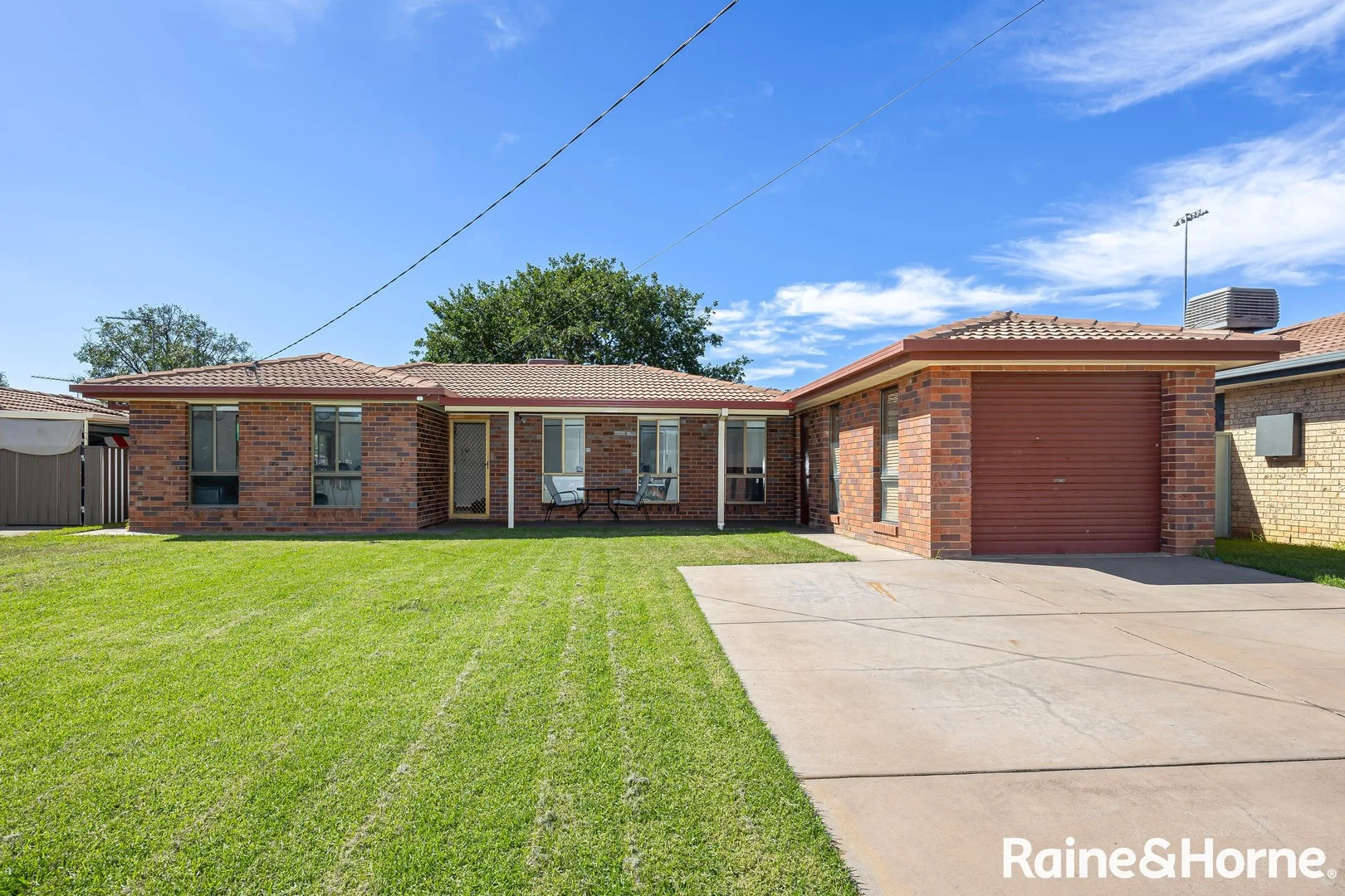 23 Forrest Street, Lake Albert NSW 2650