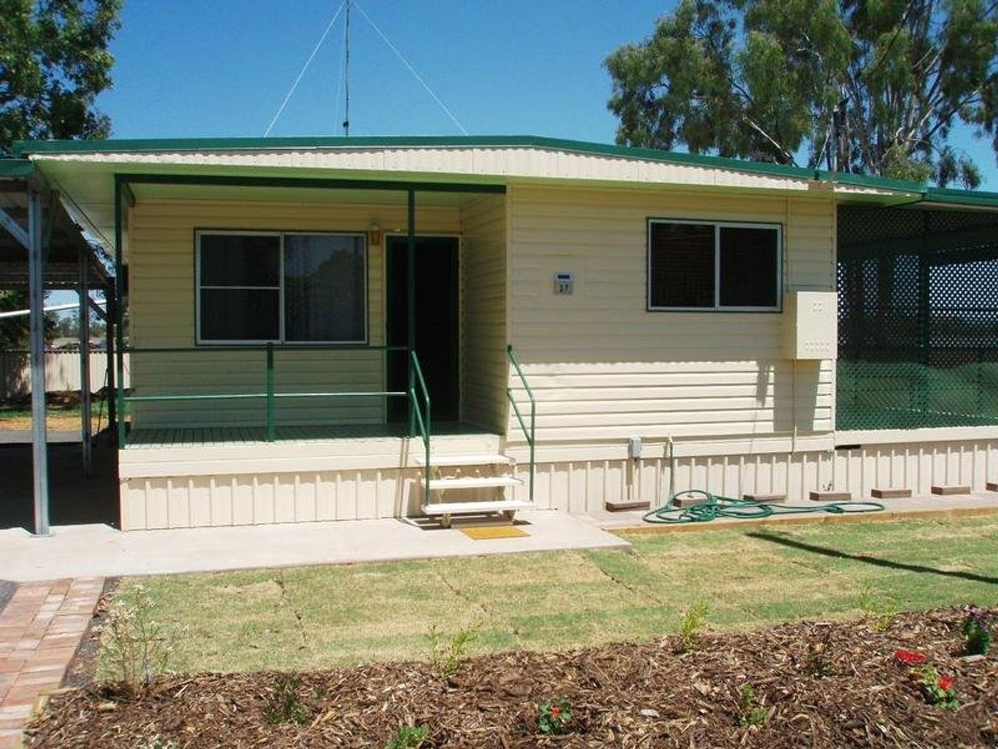 3 bedrooms House in 37 Leslie Street THANGOOL QLD, 4716