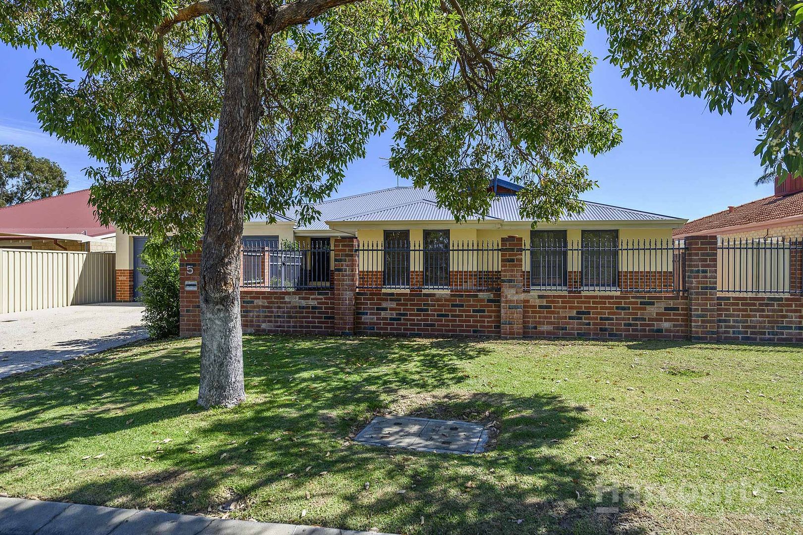 5 Millendon Street, Carramar WA 6031, Image 1