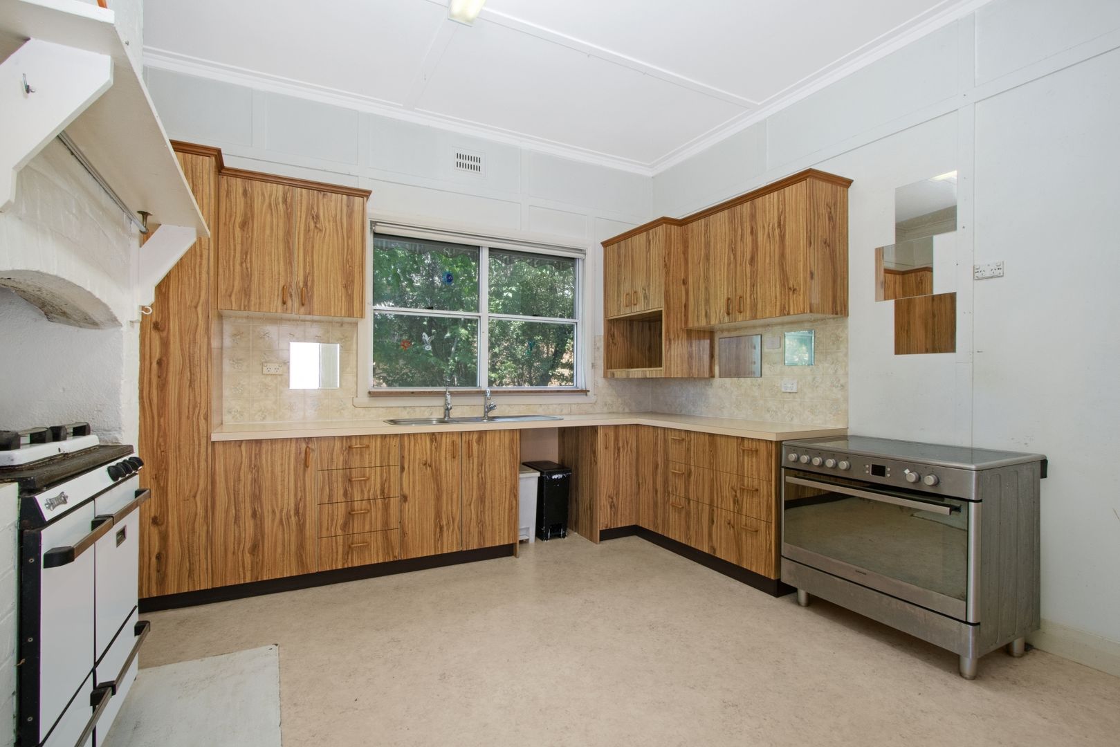 43 Polding Street, Yass NSW 2582, Image 2