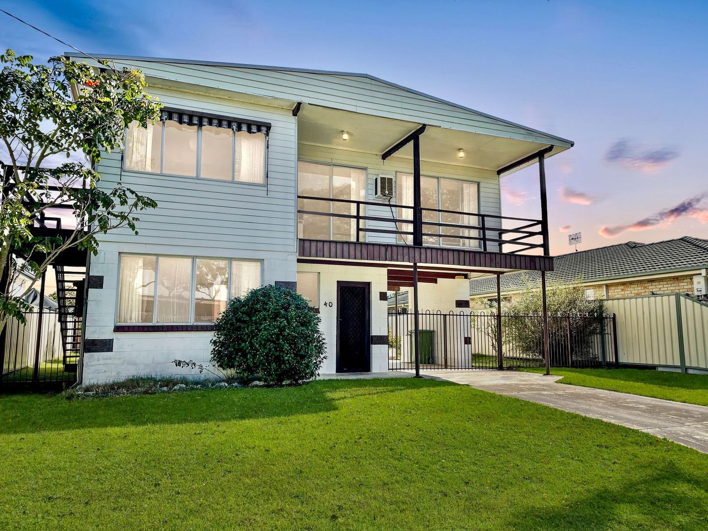 3 bedrooms House in 40 Wailele Avenue HALEKULANI NSW, 2262