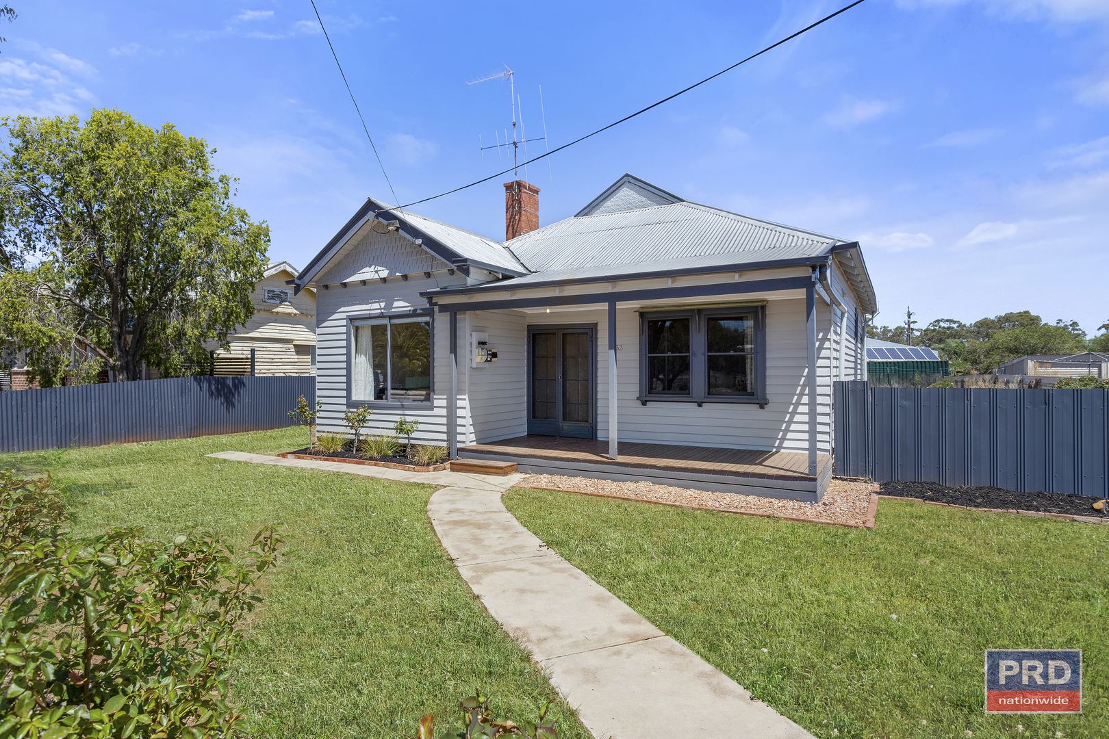 33 Eldon Street, Bridgewater On Loddon Property History & Address