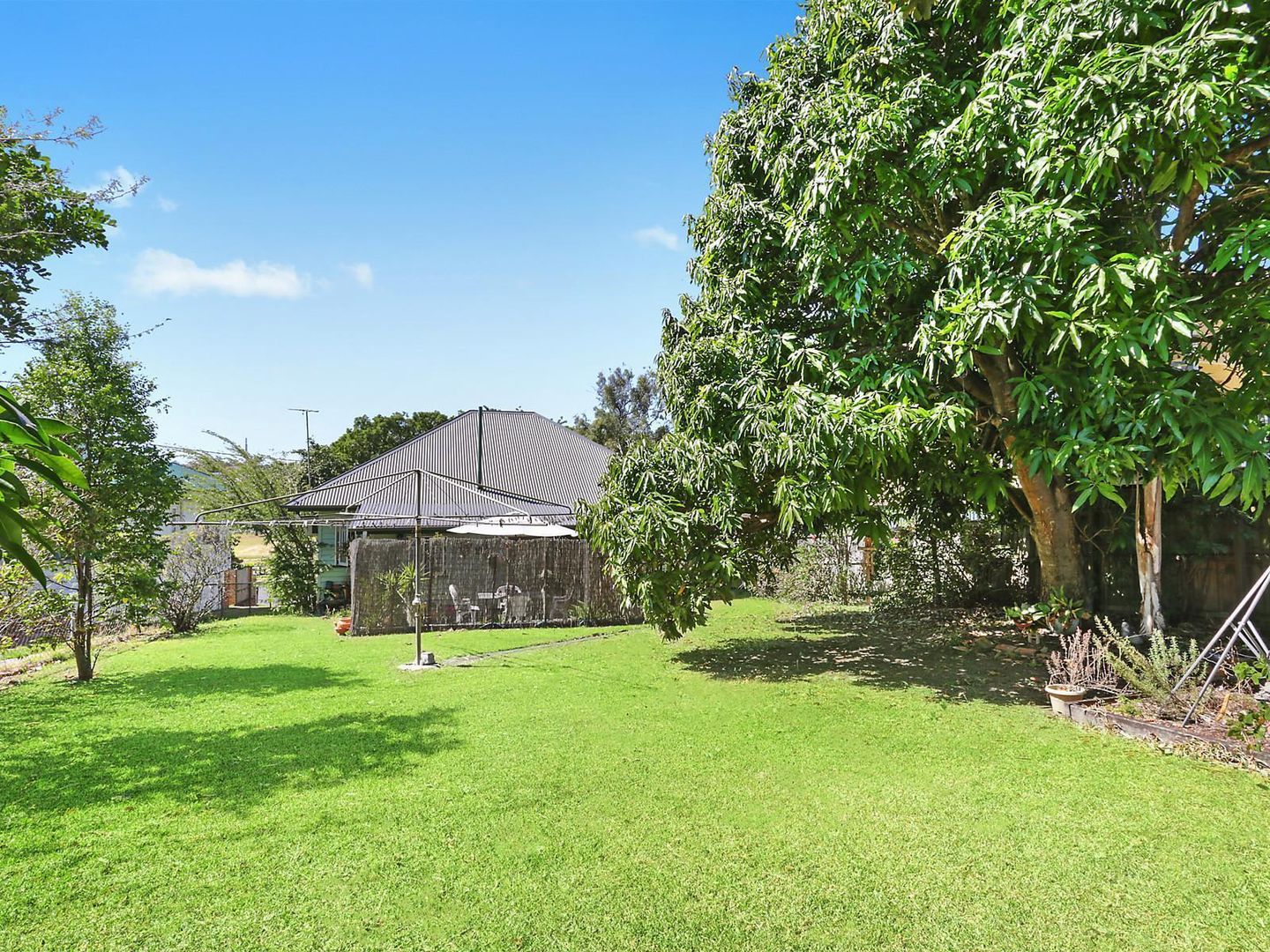 29 Sydney Street, Fairfield QLD 4103, Image 1