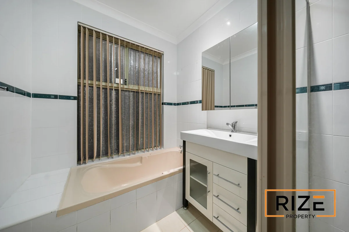 Additional image 17 of 33 Balladong Loop, Carramar WA 6031