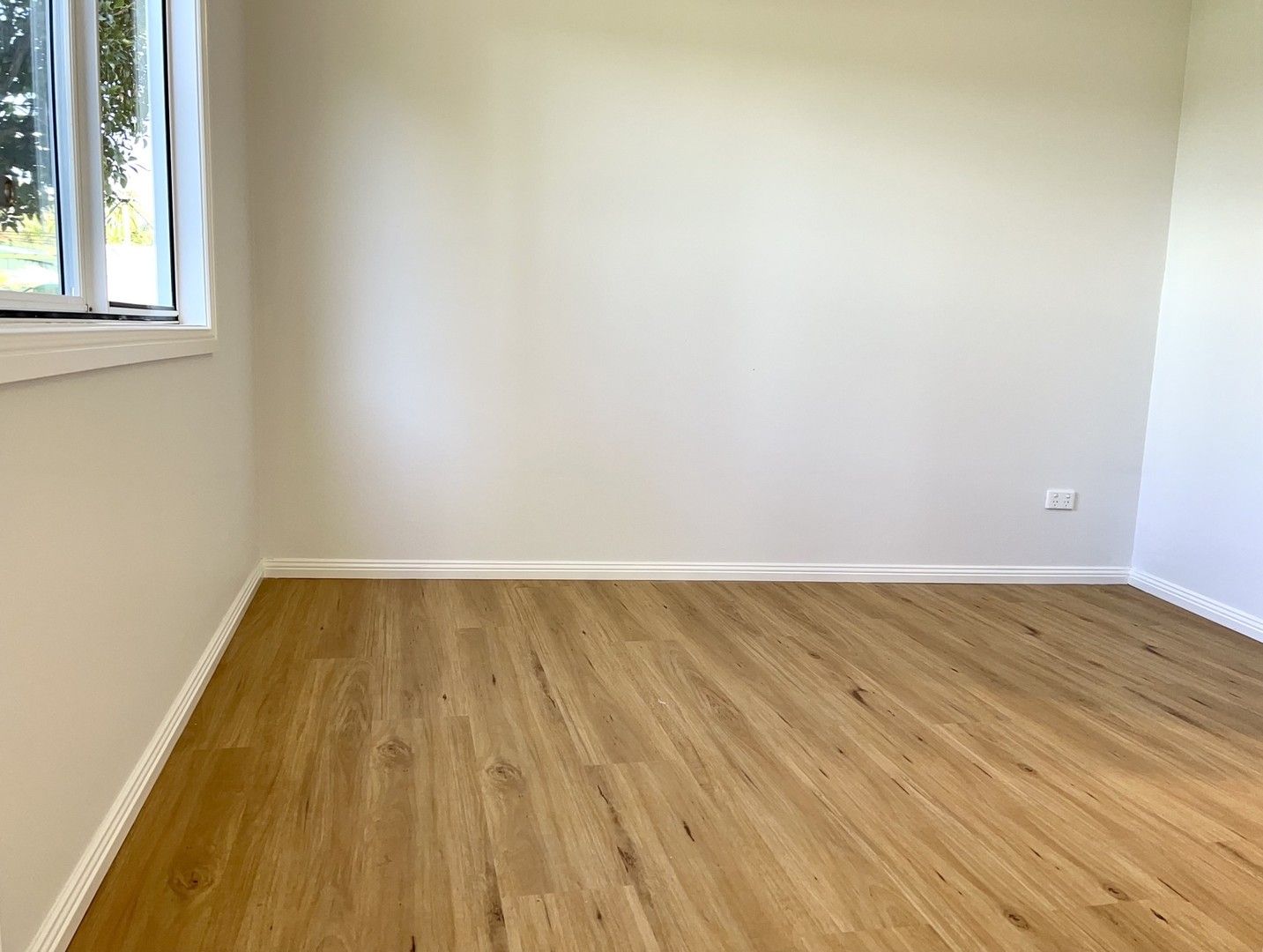 1 bedrooms House in 111 Atchison Road MACQUARIE FIELDS NSW, 2564