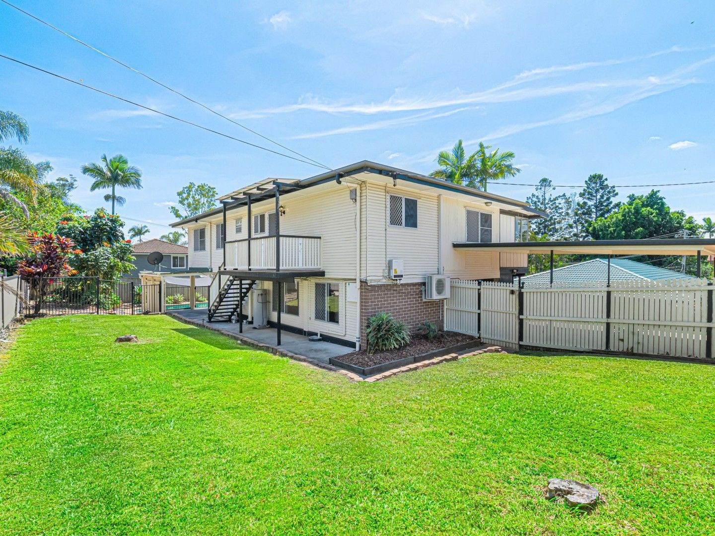 4 bedrooms House in 20 Kingsley Street ROCHEDALE SOUTH QLD, 4123