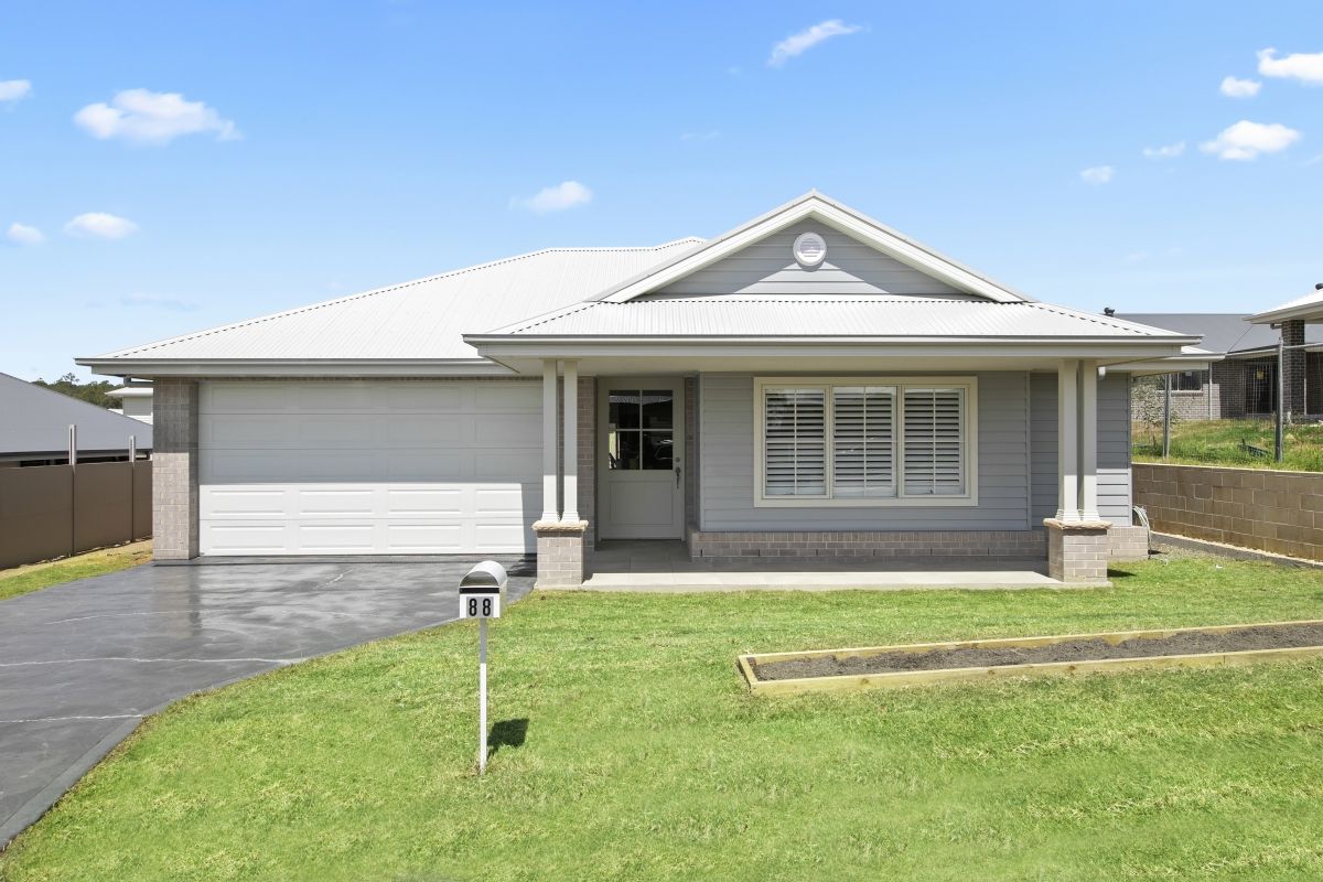 4 bedrooms House in 88 Nord Grove NORTH ROTHBURY NSW, 2335