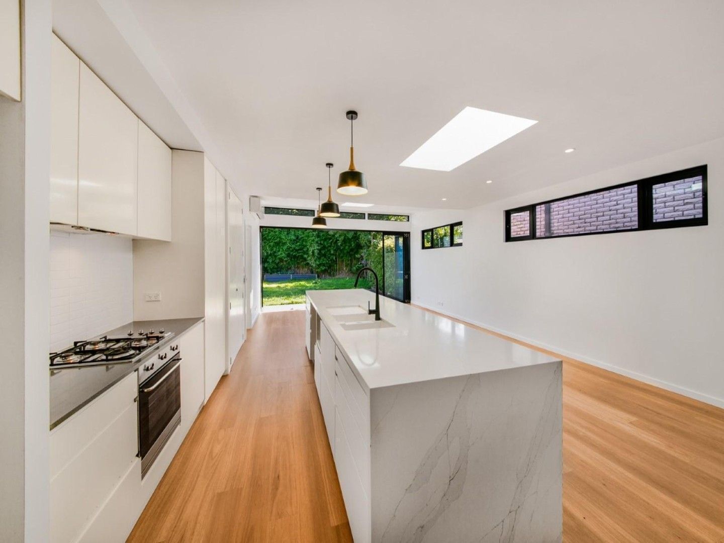 4 bedrooms House in 136 Riverview Road EARLWOOD NSW, 2206