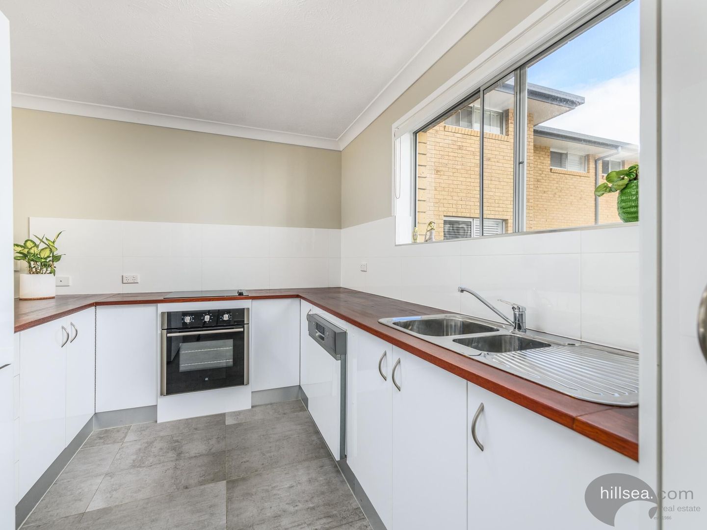 5/24 Madang Crescent, Runaway Bay QLD 4216, Image 2