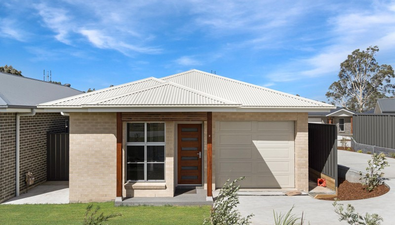 Picture of 2/40 Diamond Circuit, RUTHERFORD NSW 2320