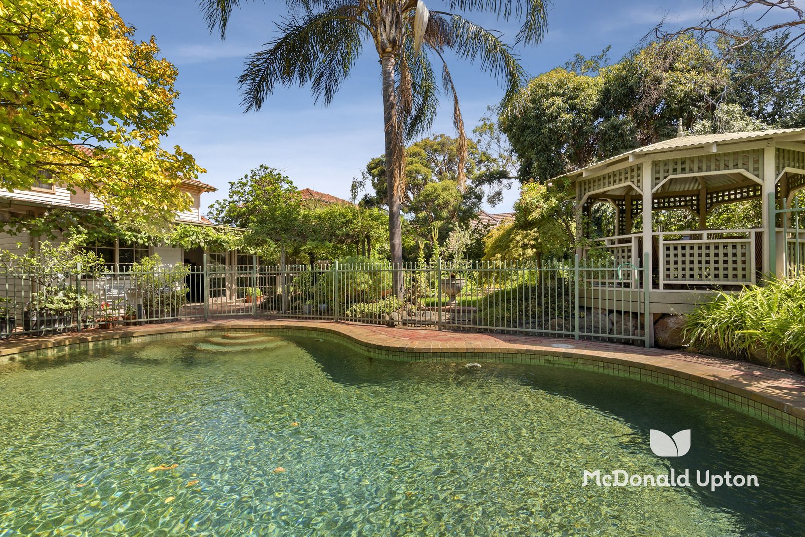 22 Woolley Street, Essendon VIC 3040, Image 2