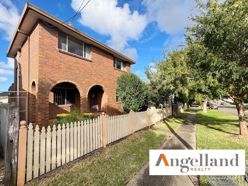 6 bedrooms House in 34 Cronulla Street ALLAWAH NSW, 2218