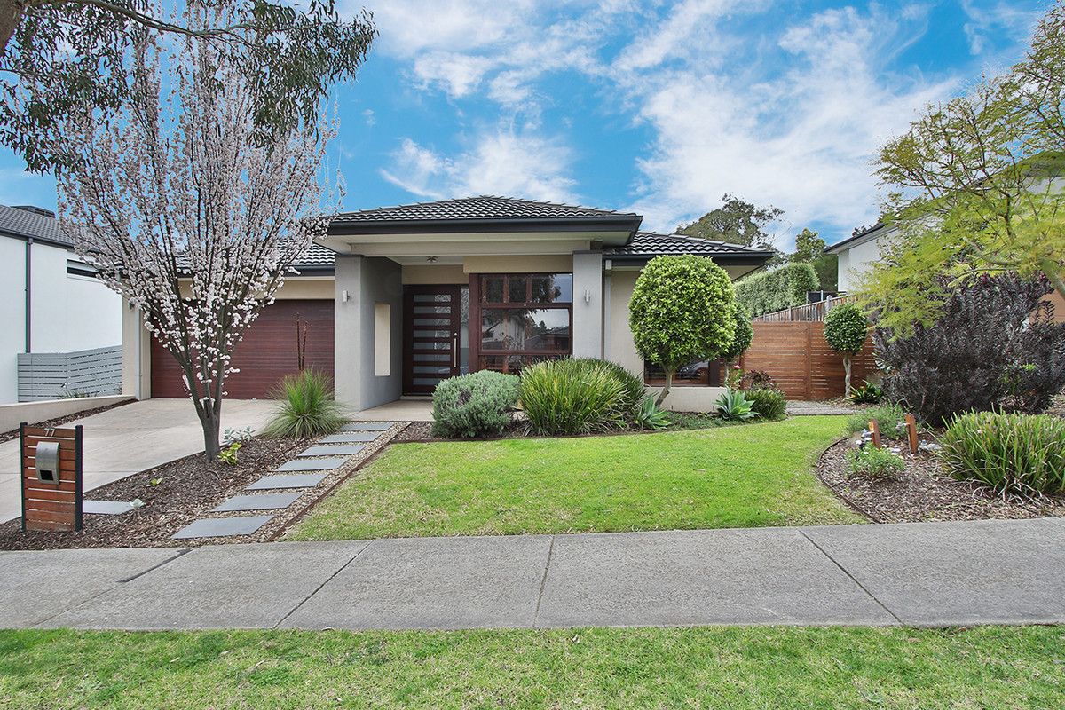 4 bedrooms House in 77 Evans Drive CROYDON VIC, 3136