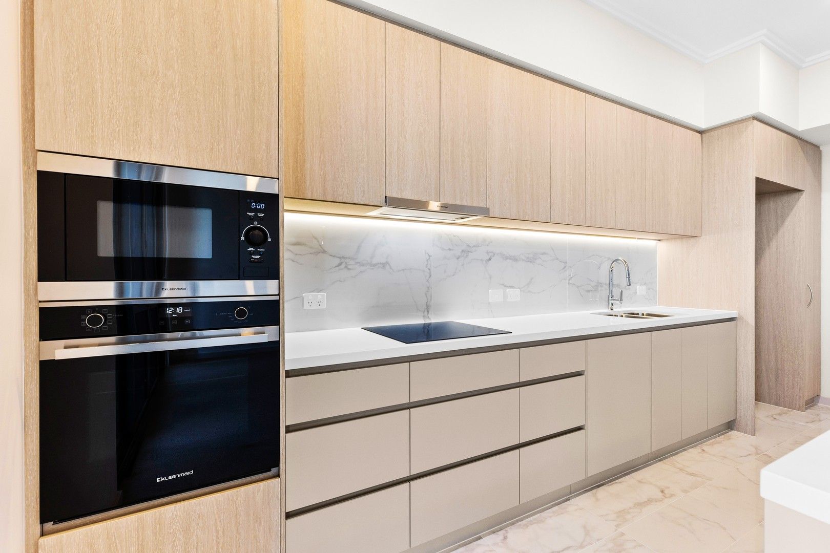 2 bedrooms Apartment / Unit / Flat in 401/893 Canning Highway MOUNT PLEASANT WA, 6153