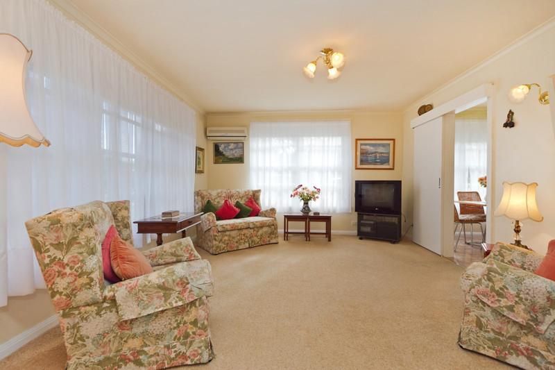 1/40 Bayview Crescent, Black Rock VIC 3193, Image 2